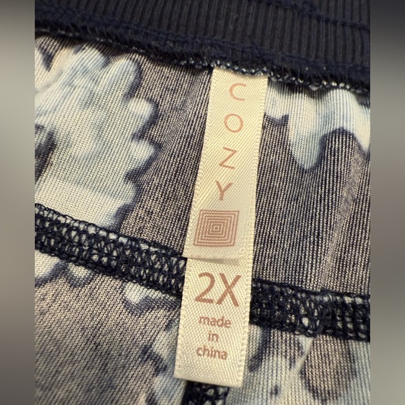 Cozy navy blue & light blue floral lounge or pajama pants  Plush warm soft SZ 2X - Picture 4 of 5